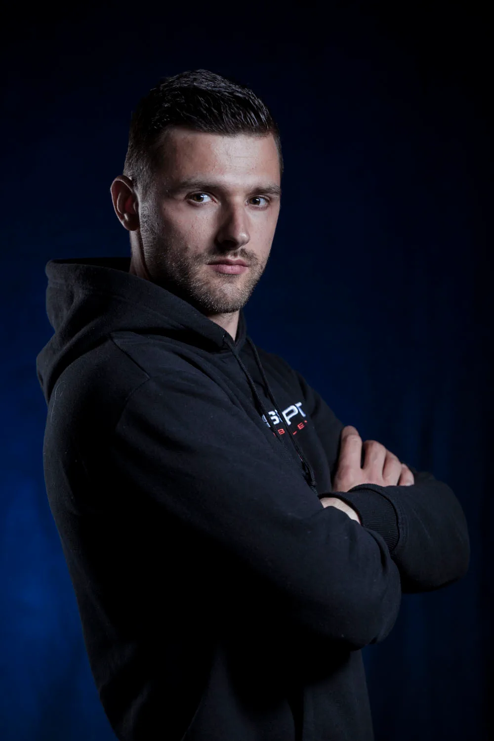 Vīriešu portretu fotosesija Rīgas studijā, 26. foto