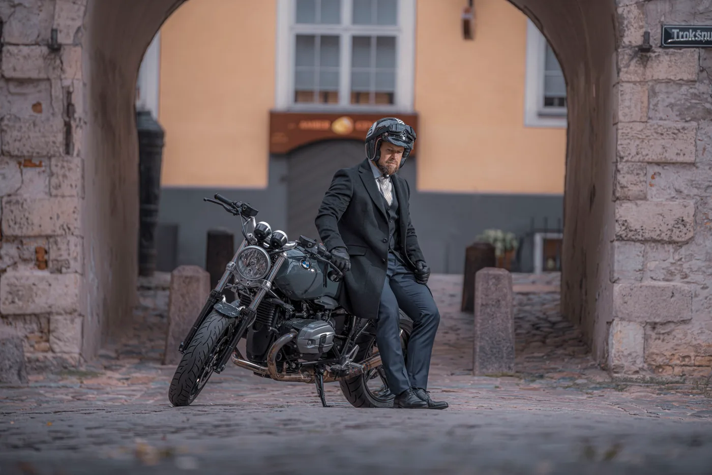 Vīriešu portretu fotosesija Rīgas studijā, 38. foto