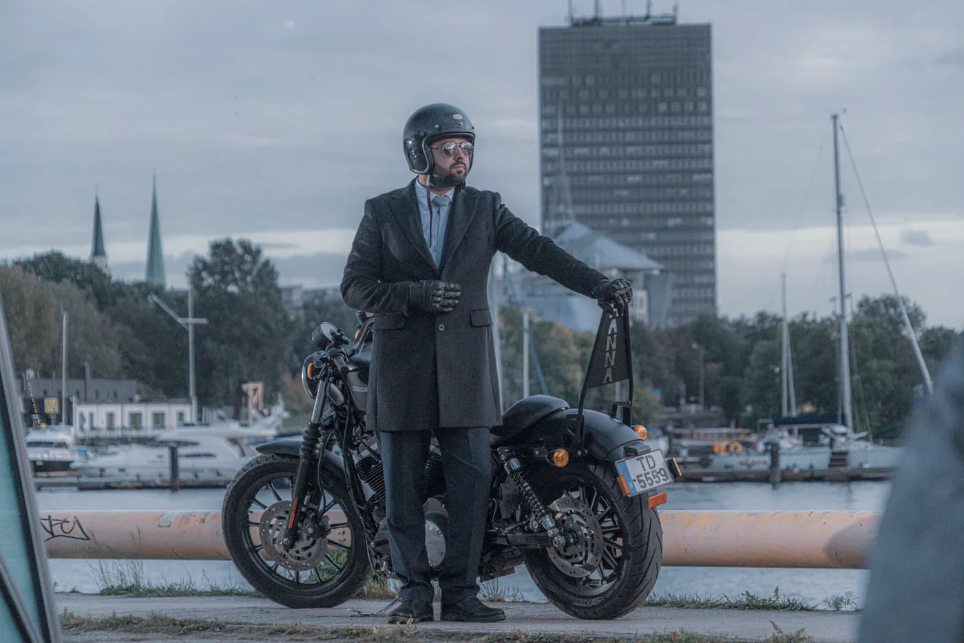 Vīriešu portretu fotosesija Rīgas studijā, 46. foto